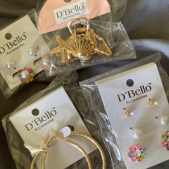 Cute earrings and seashell hair claw - Picture 2 of 3